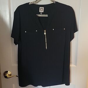Annie Klein L Short Sleeve black top